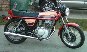 1976 XS 360 Red Model