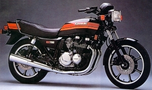 1984 KZ750L4 or KZ700L4 Black Model
