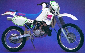 1990 kdx200 White Model
